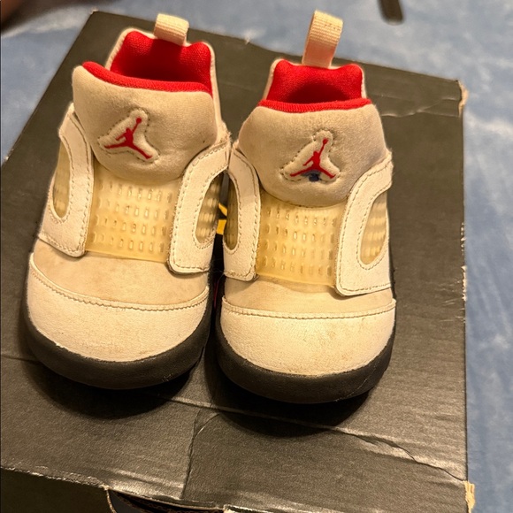 Jordan Baby Shoes in White and Red - Picture 1 of 4
